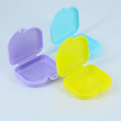 Coloriage en plastique sur mesure étui de retenue UV orthodontique boîte de stockage de dentures en plastique boîte de retenue dentaire